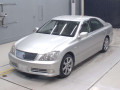 2005 Toyota Crown