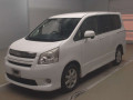2008 Toyota Noah