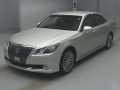 2016 Toyota Crown Majesta