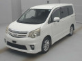 2011 Toyota Noah