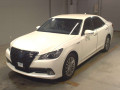 2015 Toyota Crown Hybrid