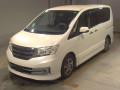 2013 Nissan Serena