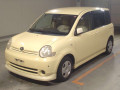 2004 Toyota Sienta