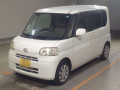 2011 Daihatsu Tanto