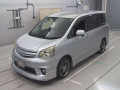 2011 Toyota Noah
