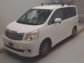 2010 Toyota Noah
