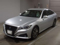 2019 Toyota Crown Hybrid