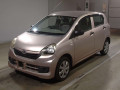 2013 Daihatsu Mira e:S