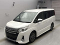 2015 Toyota Noah