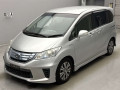 2013 Honda Freed hybrid
