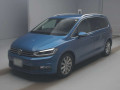 2016 Volkswagen Golf Touran