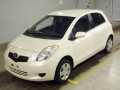 2005 Toyota Vitz