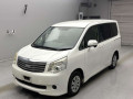 2013 Toyota Noah
