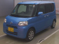 2011 Daihatsu Tanto