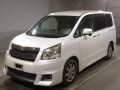2009 Toyota Noah