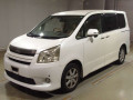 2009 Toyota Noah