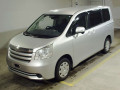 2008 Toyota Noah
