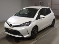 2017 Toyota Vitz