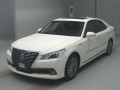 2013 Toyota Crown Hybrid