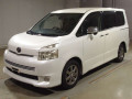 2008 Toyota Voxy