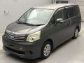 2010 Toyota Noah