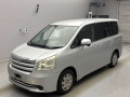 2007 Toyota Noah