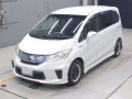 2013 Honda Freed hybrid