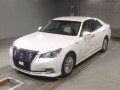 2016 Toyota Crown Hybrid