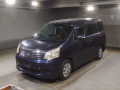 2010 Toyota Noah