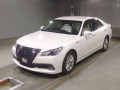2013 Toyota Crown Hybrid