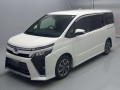2017 Toyota Voxy