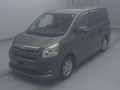 2010 Toyota Noah