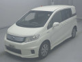 2012 Honda Freed spike hybrid