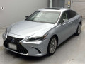 2022 Lexus ES