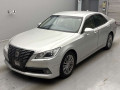 2015 Toyota Crown