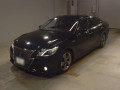 2013 Toyota Crown Hybrid