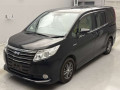 2016 Toyota Noah