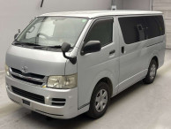 2010 Toyota Regiusace Van