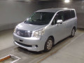 2013 Toyota Noah