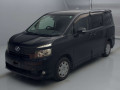 2007 Toyota Voxy