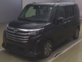 2022 Toyota Roomy