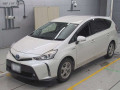 2016 Toyota Prius alpha
