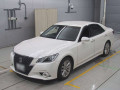 2014 Toyota Crown