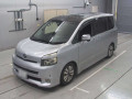 2009 Toyota Voxy
