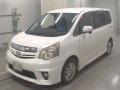 2010 Toyota Noah