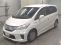 2013 Honda Freed hybrid