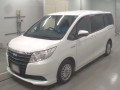 2015 Toyota Noah
