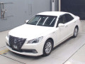 2015 Toyota Crown Hybrid