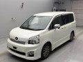 2010 Toyota Voxy