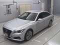 2020 Toyota Crown Hybrid